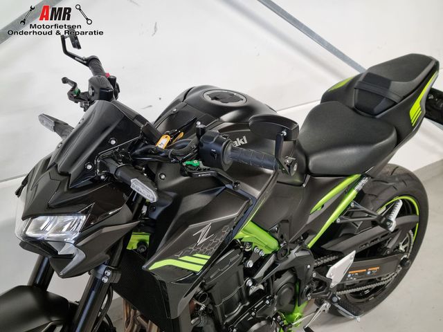 kawasaki - z900