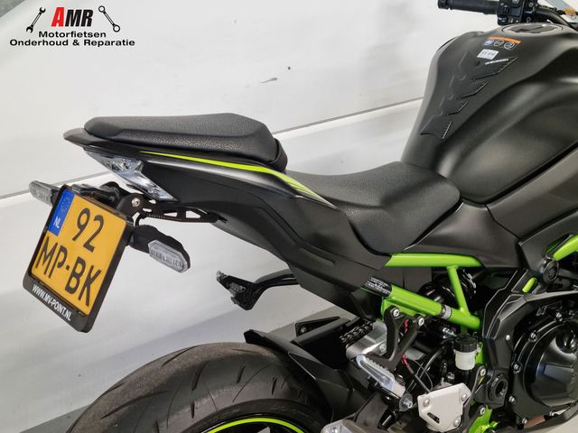 kawasaki - z900