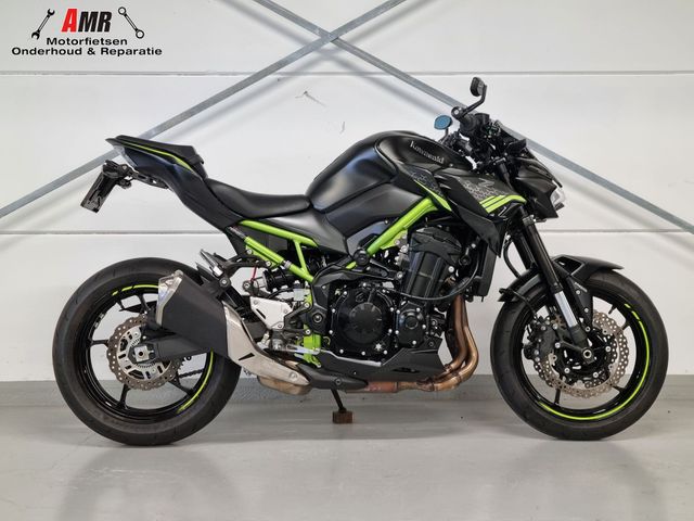 kawasaki - z900
