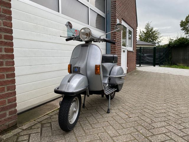 vespa - sprint-p150x