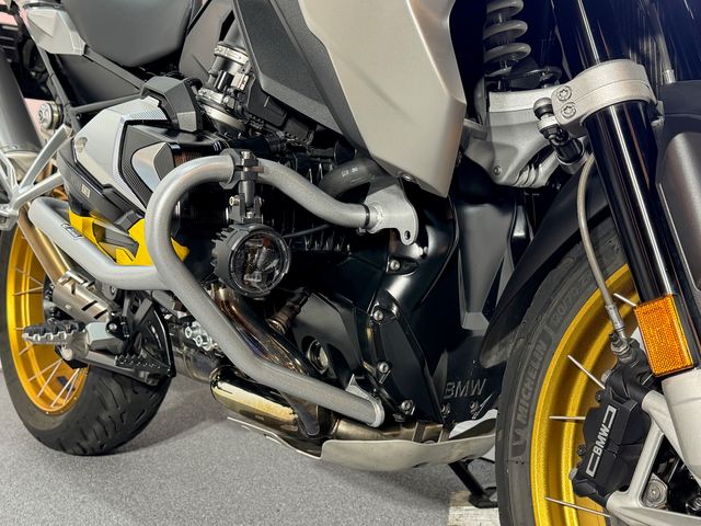 bmw - r-1250-gs-40-years-gs-edition