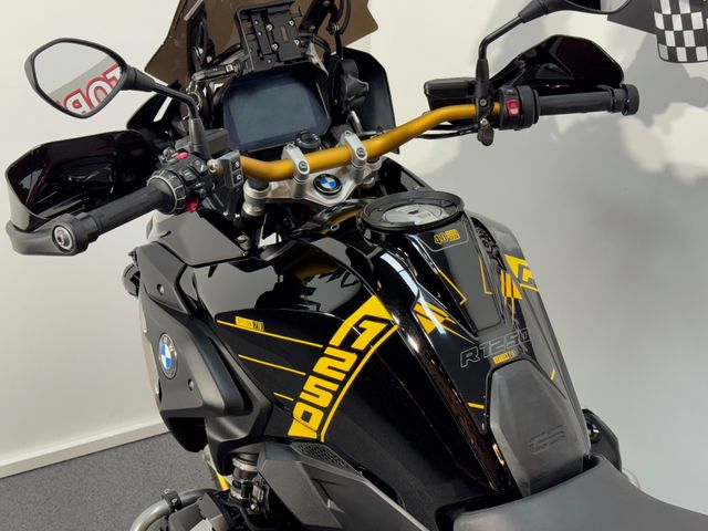 bmw - r-1250-gs-40-years-gs-edition