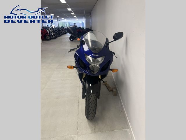 suzuki - gsx-r-600