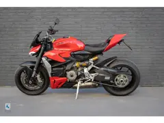 Ducati Streetfighter V2 / Akrapovic / BTW 2023 occasion – foto 2 van 20