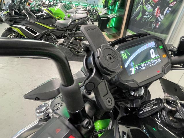 kawasaki - z650