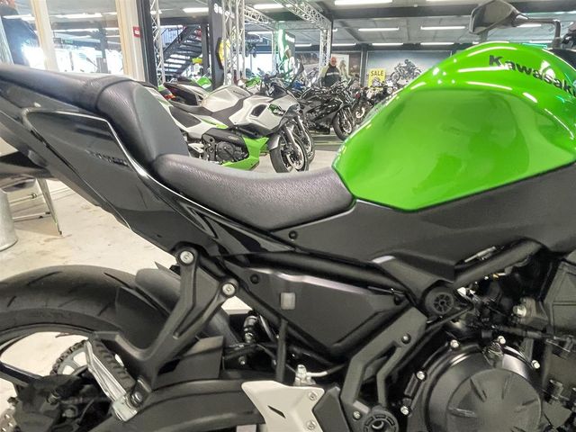 kawasaki - z650