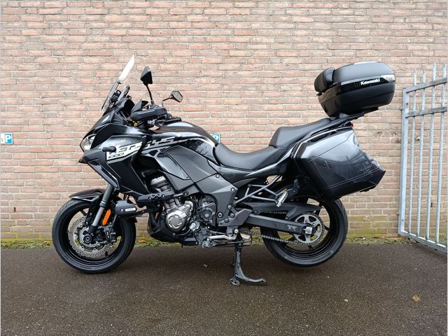 kawasaki - versys-1000-grand-tourer