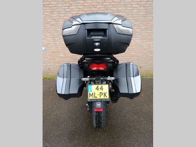 kawasaki - versys-1000-grand-tourer