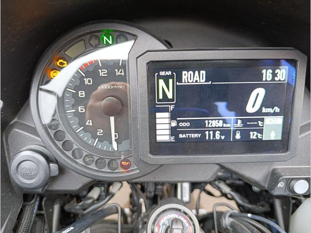 kawasaki - versys-1000-grand-tourer