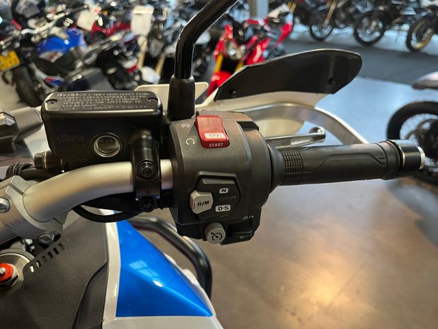 honda - crf-1100-l-africa-twin-dct