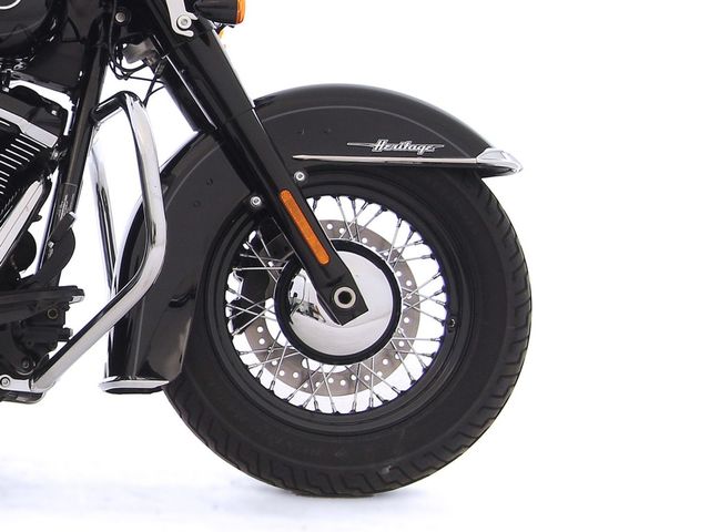 harley-davidson - heritage-softail-classic-107-flhcs
