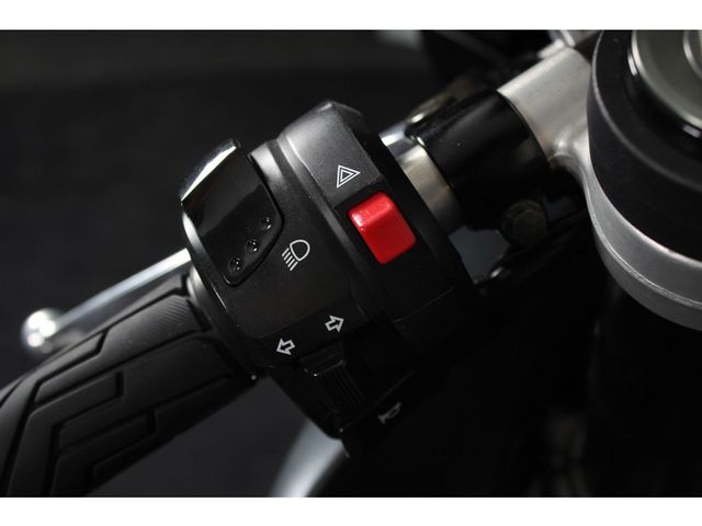 suzuki - gsx-r-750