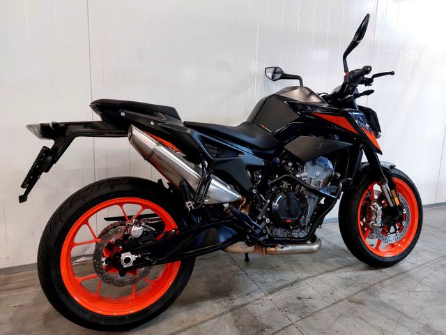 ktm - 790-duke