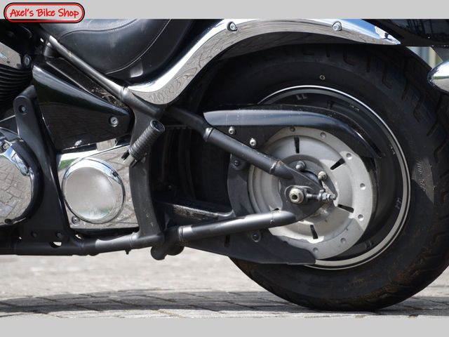 kawasaki - vn-900-custom