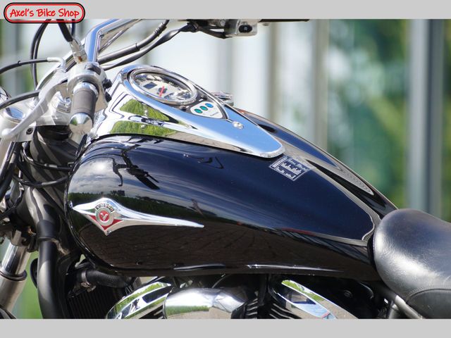 kawasaki - vn-900-custom