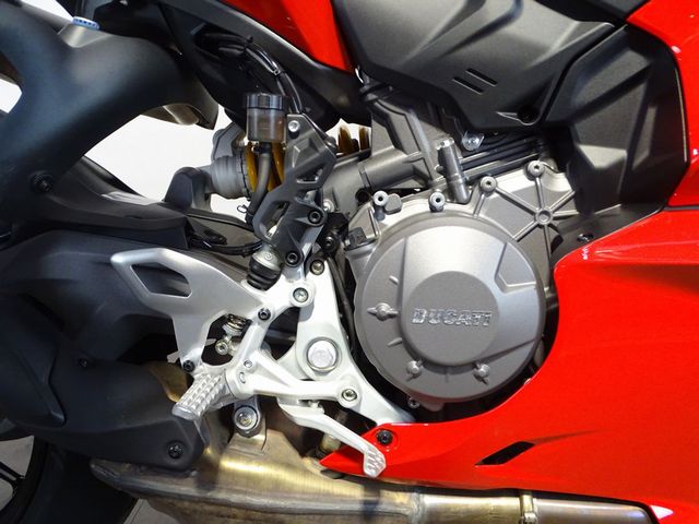 ducati - panigale-v2-s