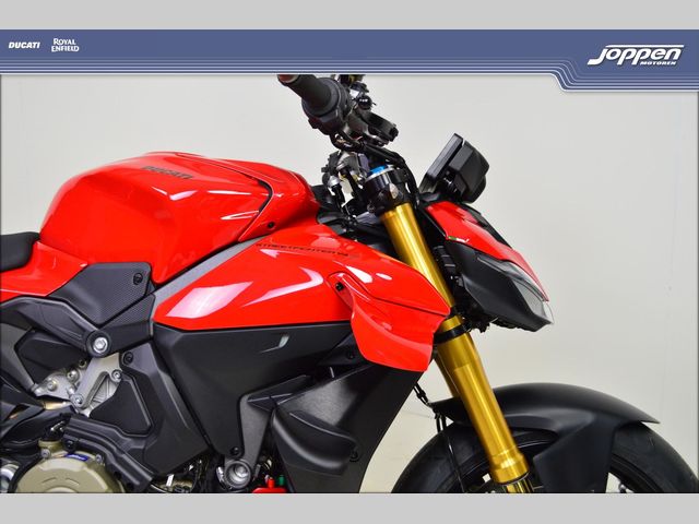 ducati - streetfighter-v4s