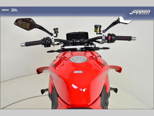 ducati - streetfighter-v4s