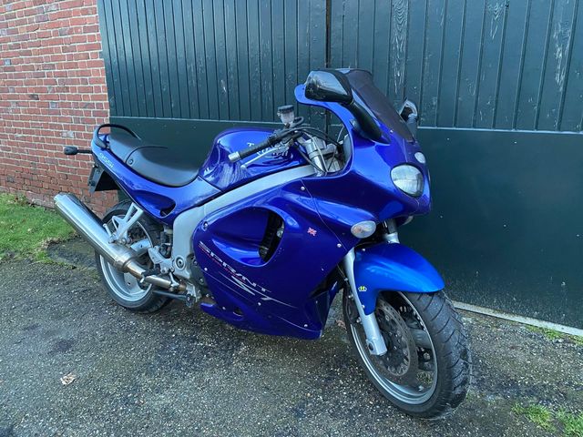 triumph - sprint-st-955