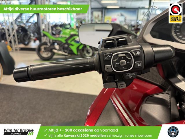 honda - gl-1800-goldwing-dct