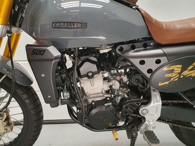 fantic - caballero-500-scrambler