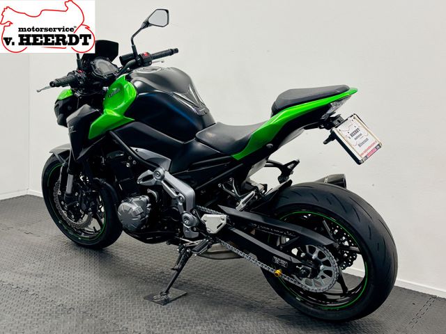 kawasaki - z900