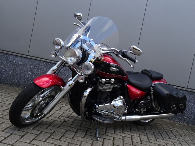 triumph - thunderbird