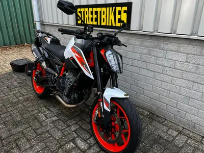 KTM 890 DUKE R – foto 3
