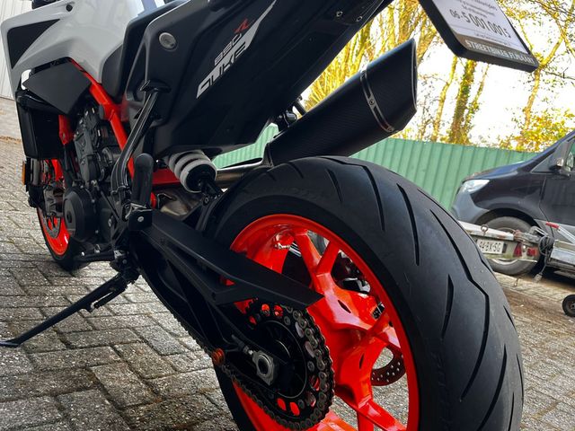 ktm - 890-duke-r