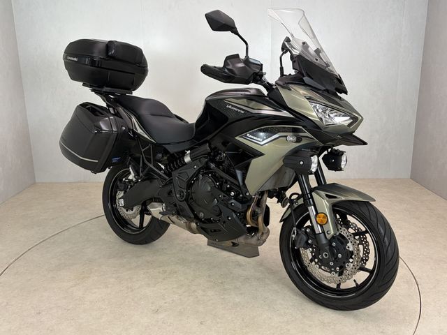 kawasaki - versys-650-grand-tourer