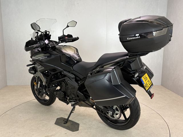kawasaki - versys-650-grand-tourer