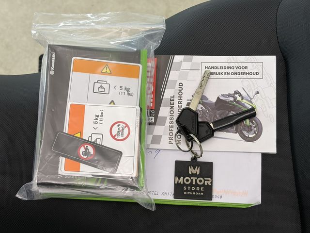 kawasaki - versys-650-grand-tourer