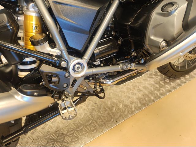 bmw - r-1250-gs-adventure