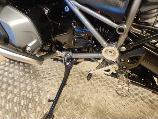 bmw - r-1250-gs-adventure