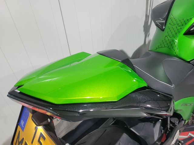 kawasaki - z-800-abs