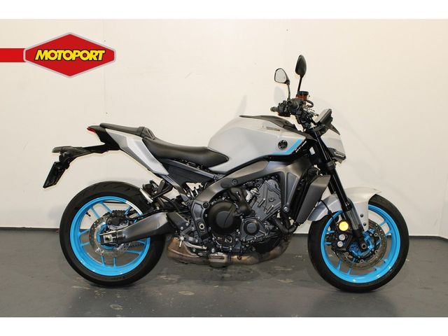 yamaha - mt-09-y-amt