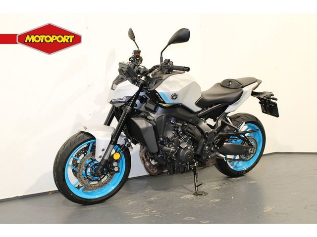 yamaha - mt-09-y-amt