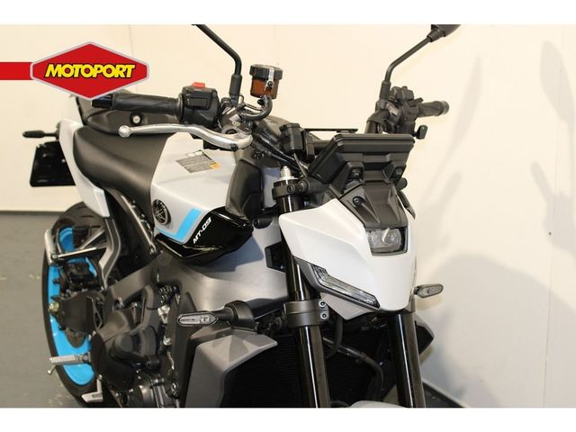 yamaha - mt-09-y-amt