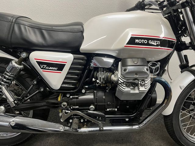 moto-guzzi - v-7