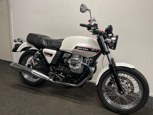 moto-guzzi - v-7