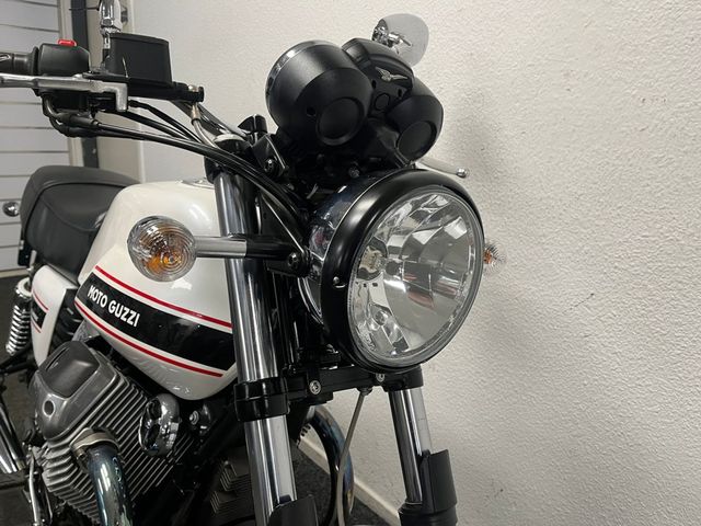 moto-guzzi - v-7