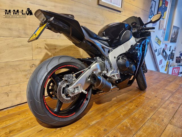 honda - cbr-1000-rr-fireblade