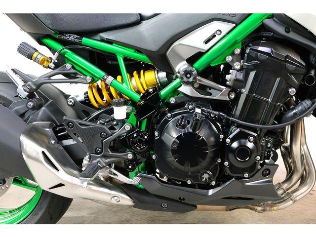kawasaki - z900