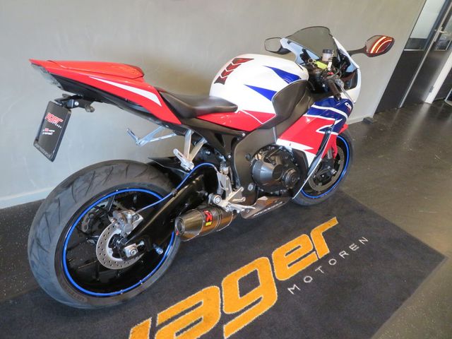 honda - cbr-1000-rr-fireblade
