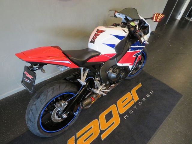 honda - cbr-1000-rr-fireblade