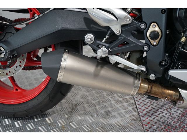 triumph - street-triple-675