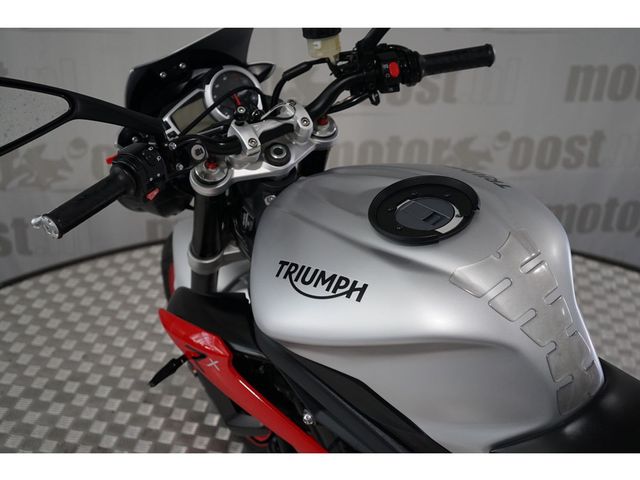 triumph - street-triple-675