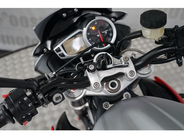 triumph - street-triple-675