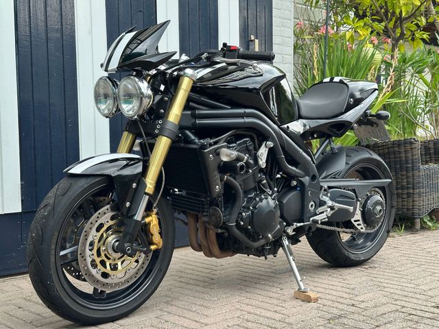 triumph - speed-triple-1050