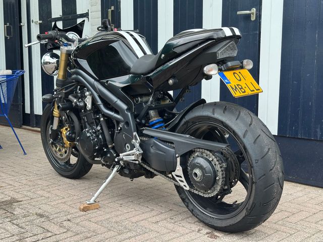 triumph - speed-triple-1050
